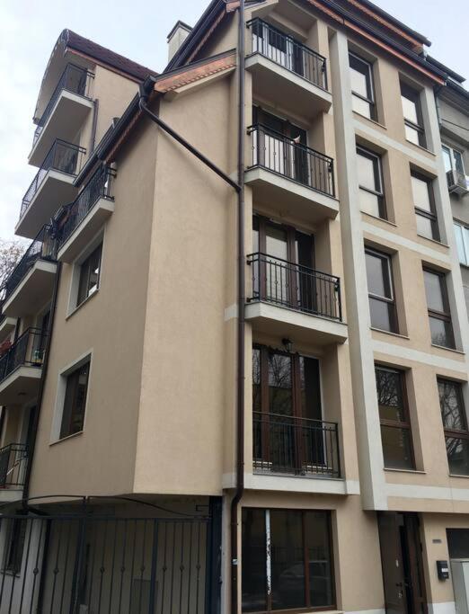 Centrally Located , Brand New, Cozy Apartment With Parking Sofia Exterior photo
